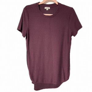 Wilfred Aritzia Textured Capucine Side Split Short Sleeve T-Shirt Size M Burgund